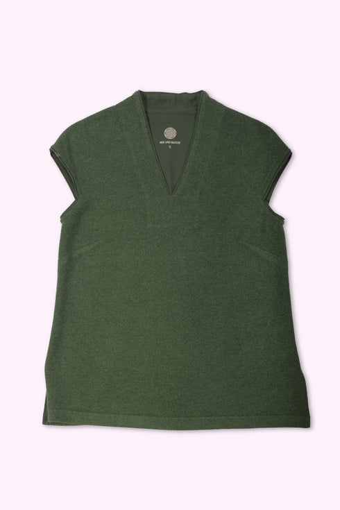 Sleeveless top with V neckline