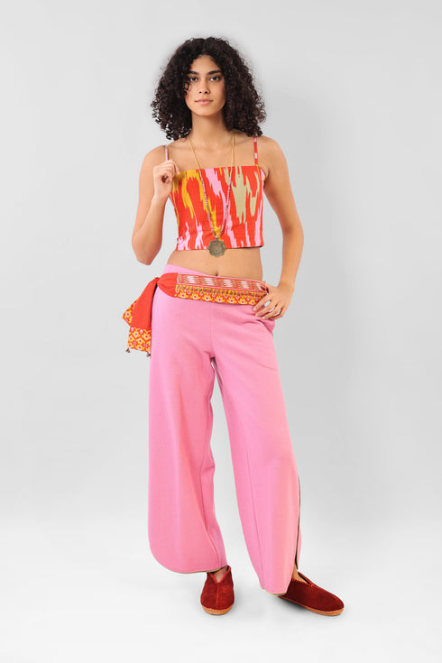 Short bustier with adjustable thin straps