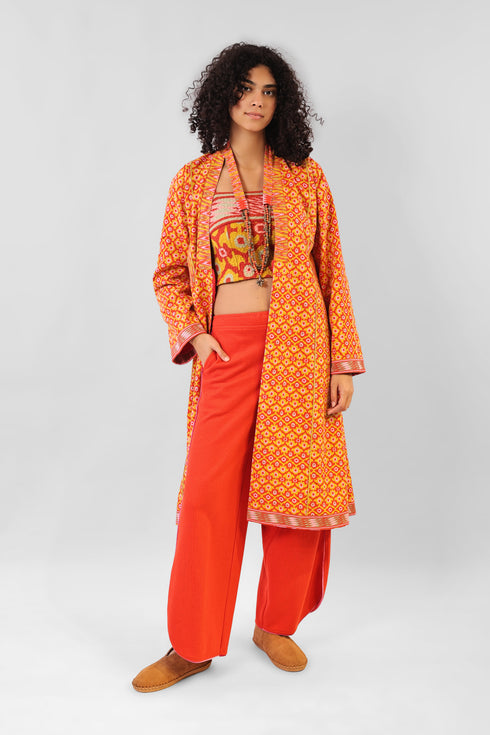 Short bustier with elastic back