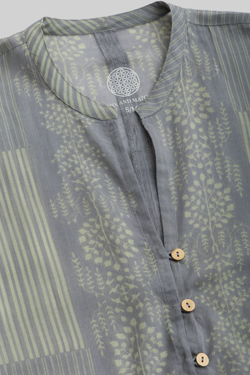 Printed Egyptian cotton voile loose shirt with round neckline