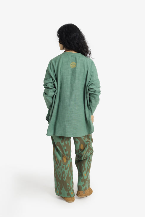 Oversized Egyptian cotton slub shirt with stand collar