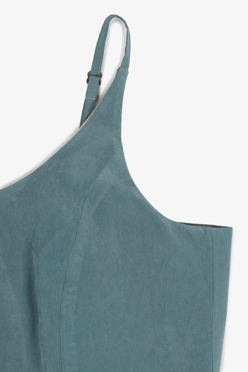 Fitted sleeveless top with adjustable straps