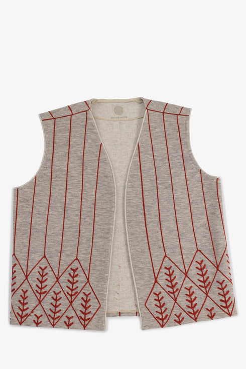 Embroidered short vest with wool yarn detailing
