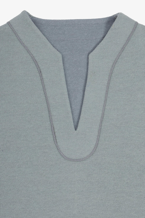 Reversible jacquard top with V neckline
