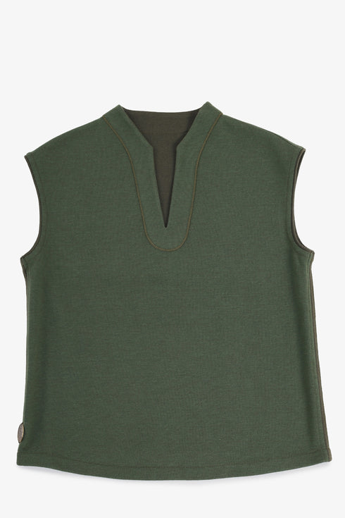 Reversible jacquard top with V neckline