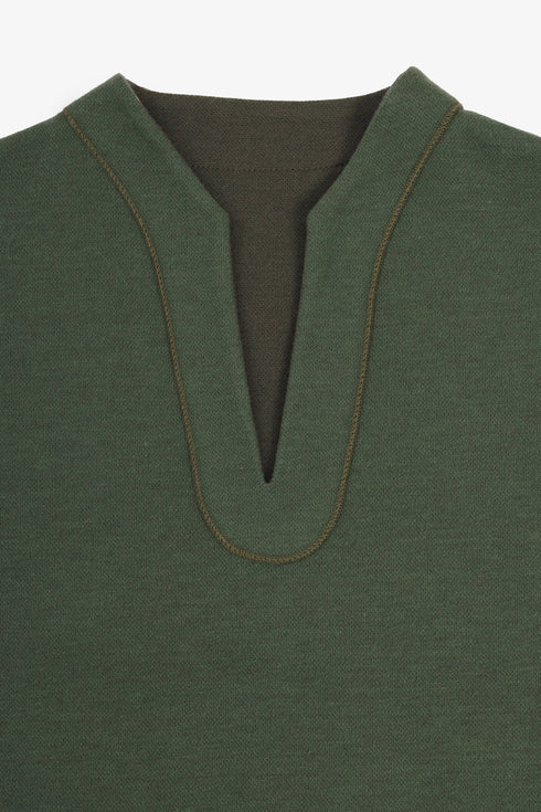 Reversible jacquard top with V neckline