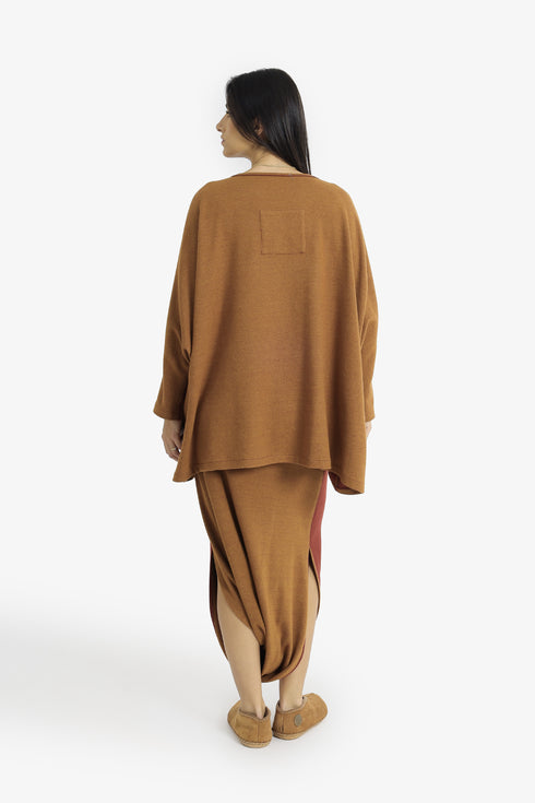 Reversible oversized jacquard top with embroidery