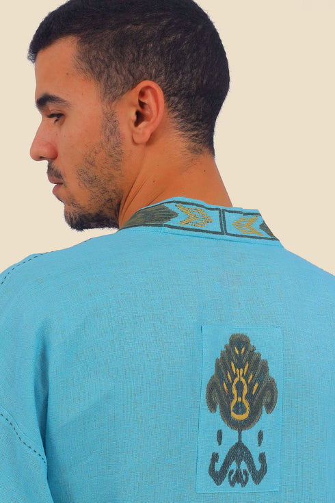 Embroidered coat in line with pockets