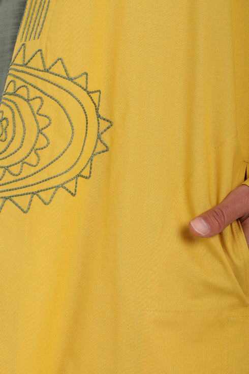 Embroidery long jacket on front and back with pockets