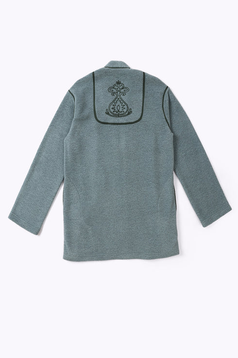 Jacket in faux fur with embroidery on the back