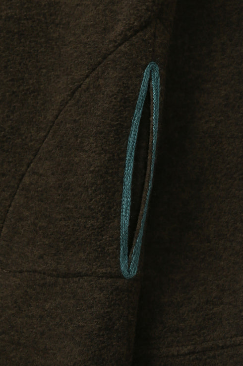 Jacket in faux fur with embroidery on the back