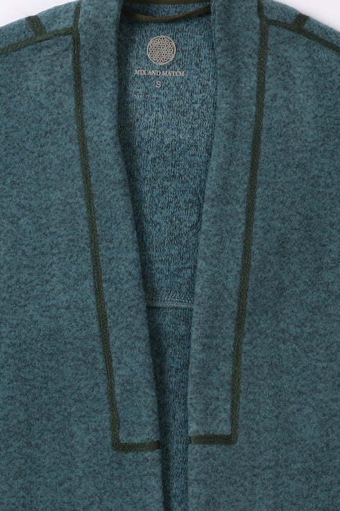 Jacket in faux fur with embroidery on the back