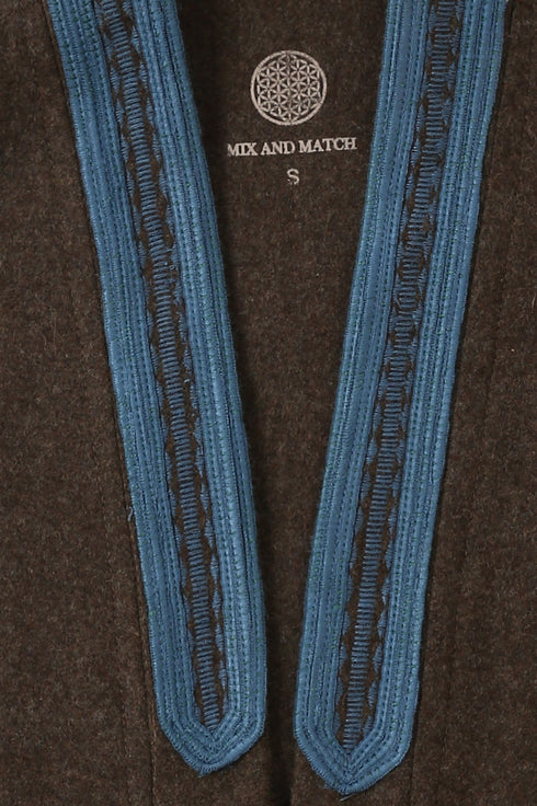 Embroidered coat in wool blend