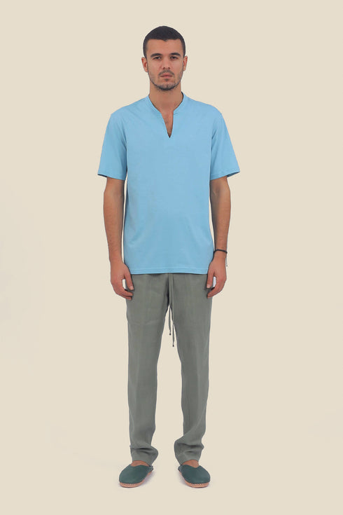 Straight leg cotton pants with elastic waistline and pockets