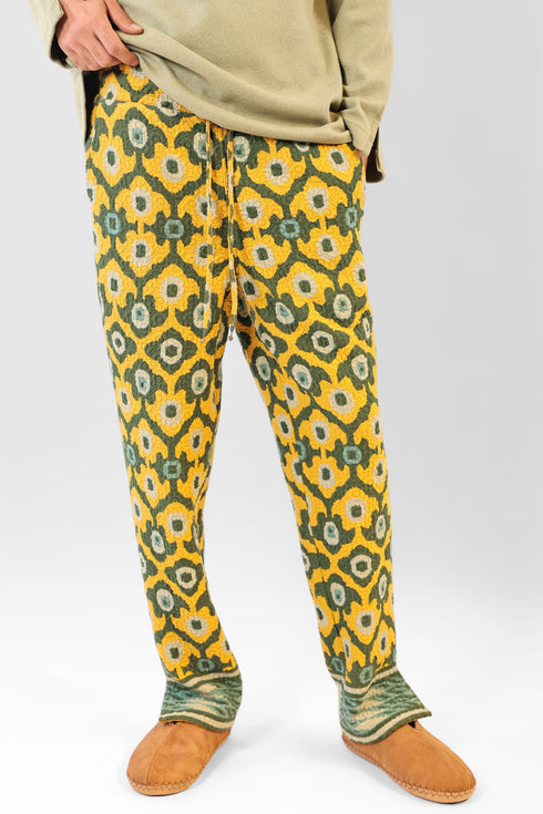 Straight leg pants in quilted printed cotton blend with elastic waist.