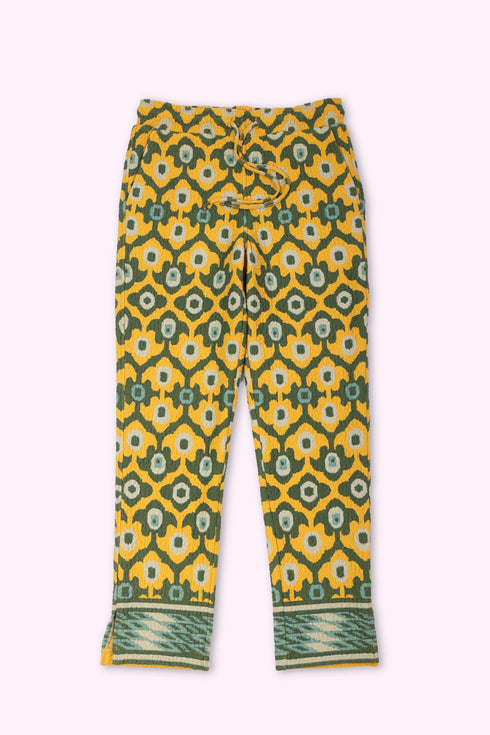 Straight leg pants in quilted printed cotton blend with elastic waist.