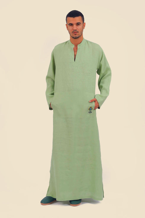 Long jellabiya in linen with high neckline with slit