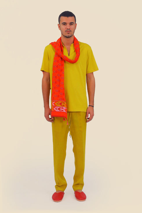 T-Shirt in cotton with round neckline with front opening