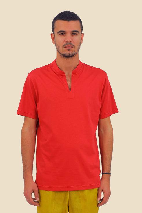 T-Shirt in cotton with round neckline with front opening
