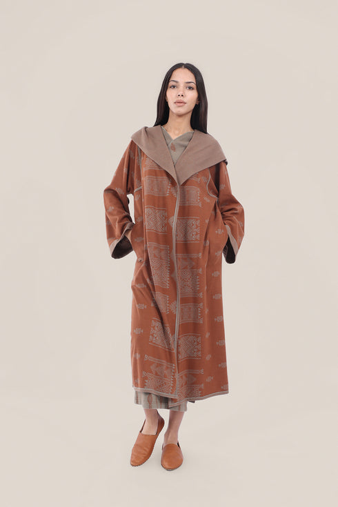 Reversible jacquard coat with hoodie