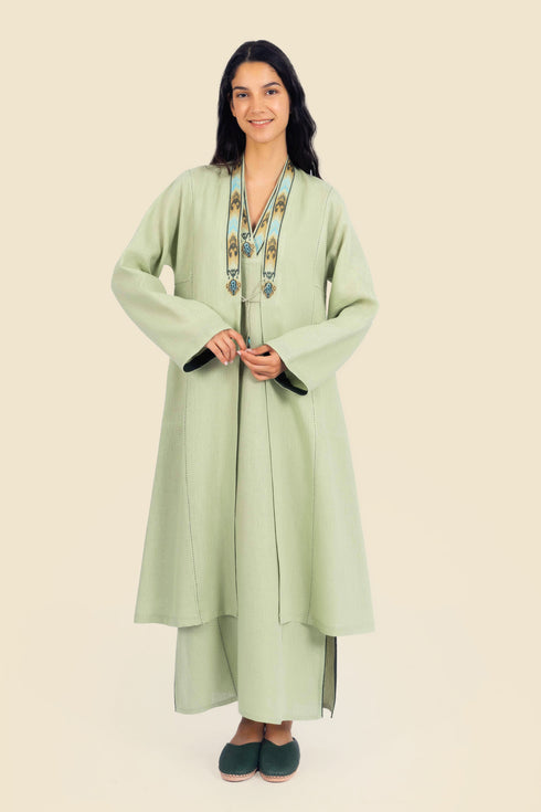 Embroidered long sleeves coat in linen