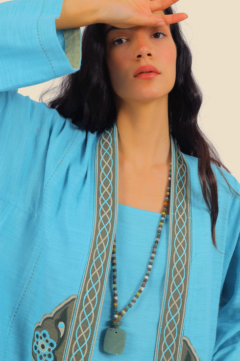 Applique embroidery coat in cotton slub