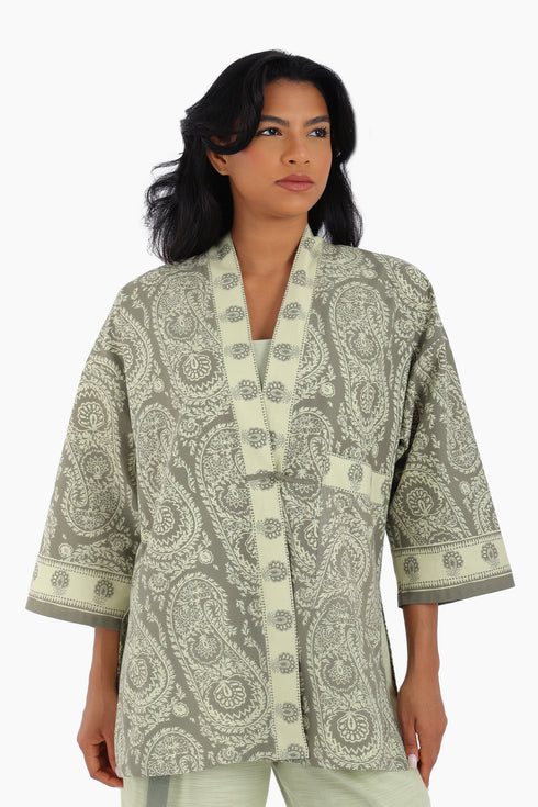 Loose fit jacket in printed cotton with side slits