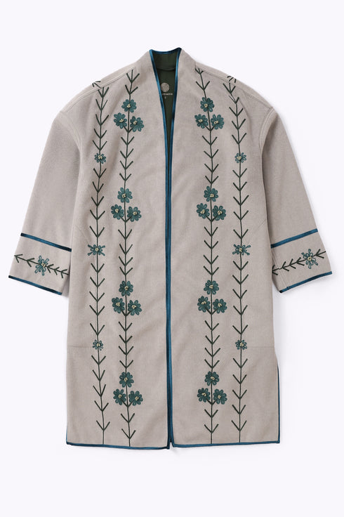 Short coat in wool blend with pockets