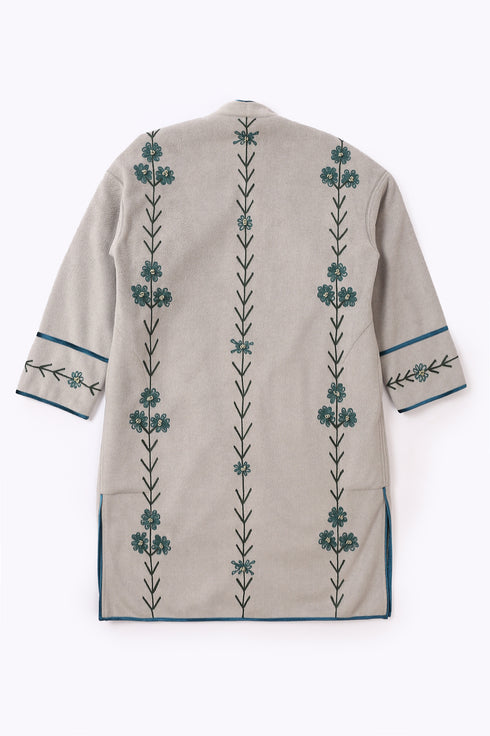 Short coat in wool blend with pockets