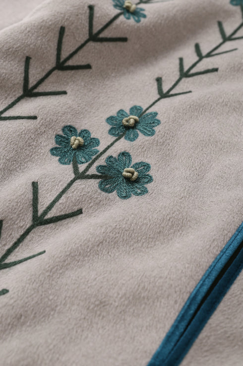 Short coat in wool blend with pockets