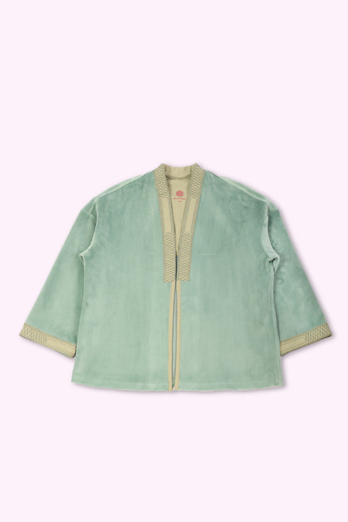 Embroidered short jacket with long sleeves