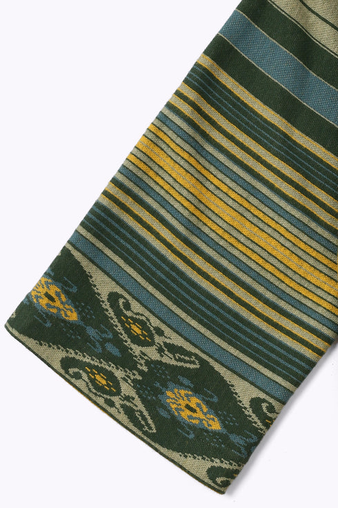 Free size jacket with one front pocket