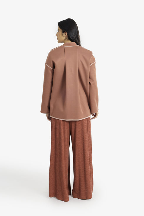 Reversible short jacket with back pleat