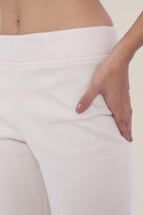 Straight leg pants with elastic waistband