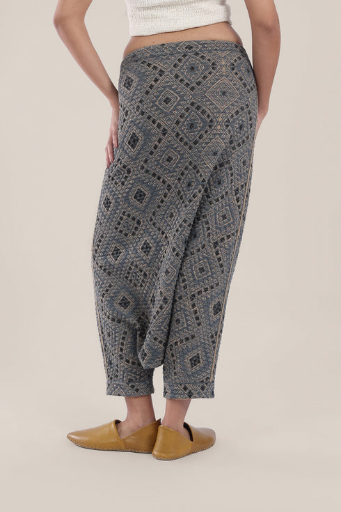 Harem pants in quilted printed cotton blend