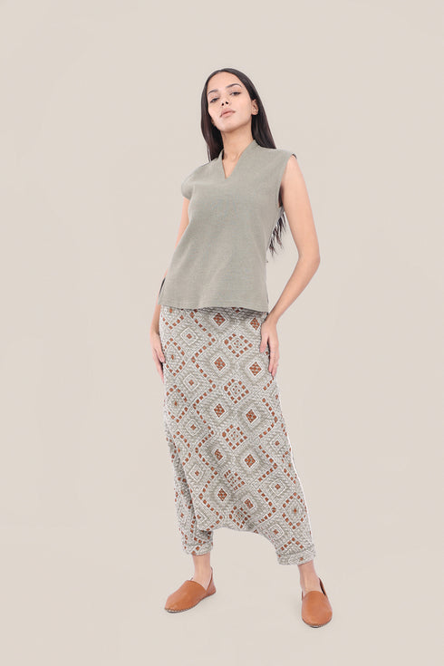Harem pants in quilted printed cotton blend