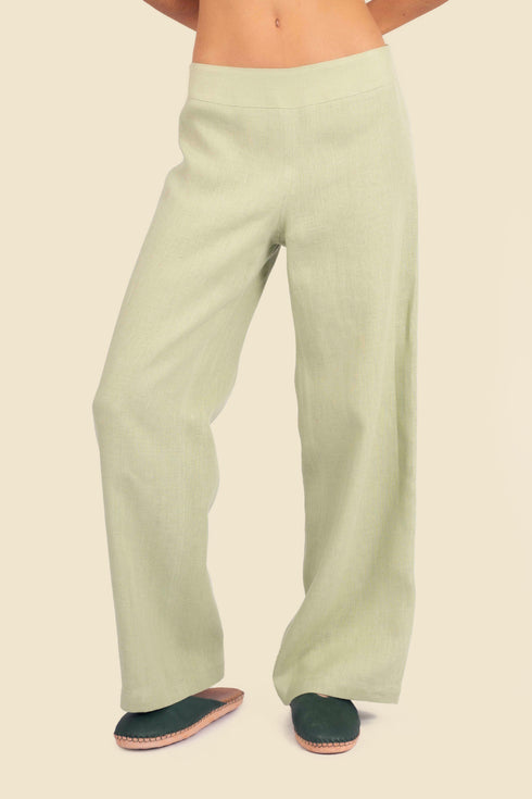 Wide leg pants in linen