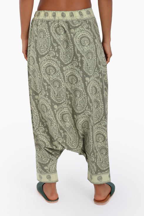 Harem printed pants with one pocket on the side