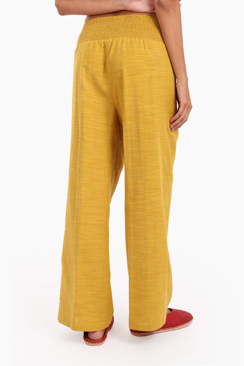Wide leg pants in cotton with two front patch pockets