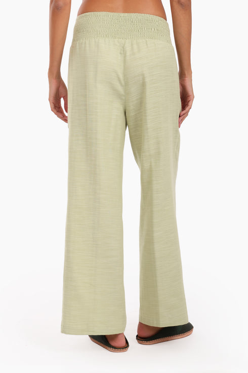 Wide leg pants in cotton with two front patch pockets