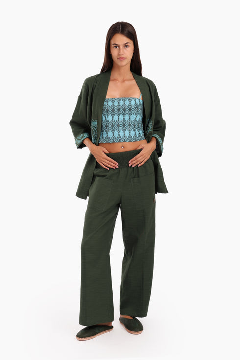 Wide leg pants in cotton with two front patch pockets