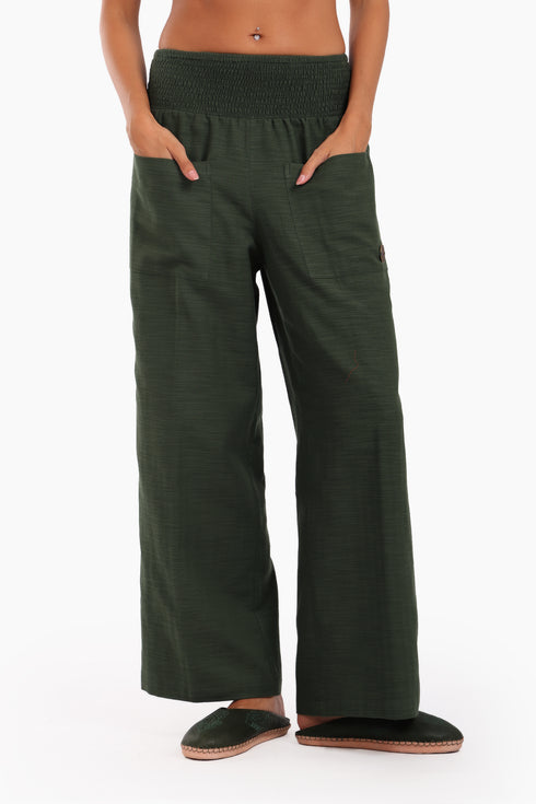 Wide leg pants in cotton with two front patch pockets