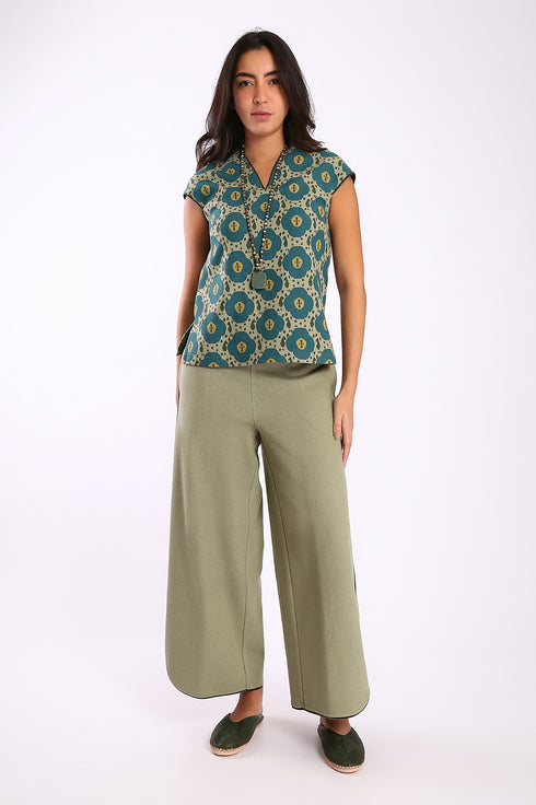 Pants in cashmere blend with elastic waistband