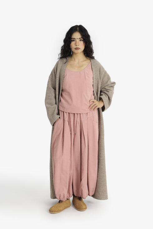 Balloon pants with pleats and drawstring waist