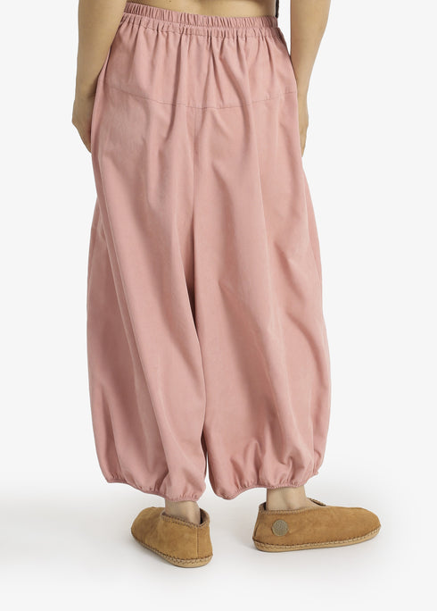 Balloon pants with pleats and drawstring waist