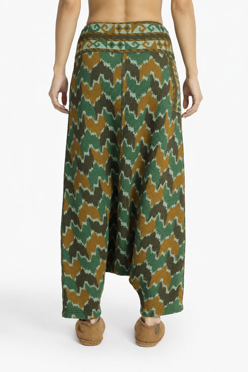 Printed quilted harem pants with side pocket