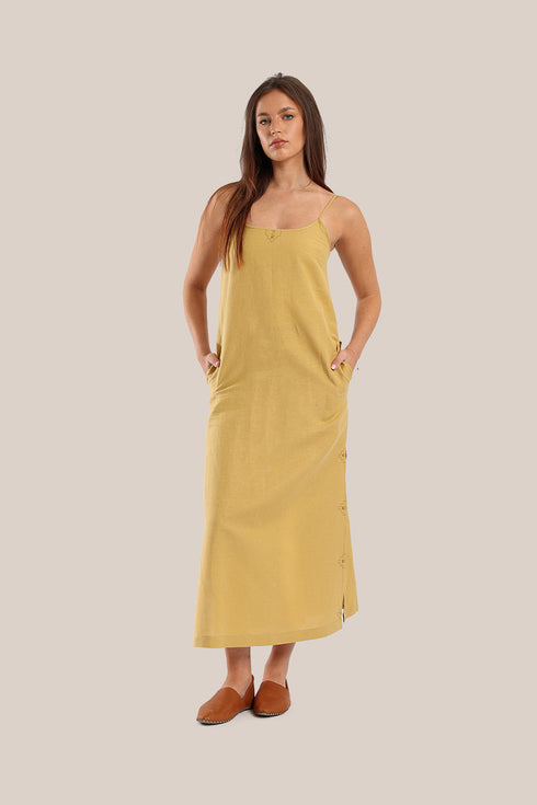 Long dress with adjustable straps