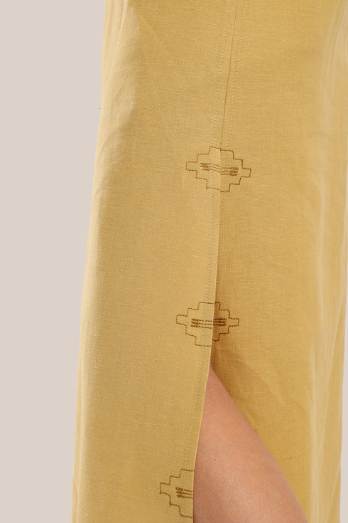 Long dress with adjustable straps