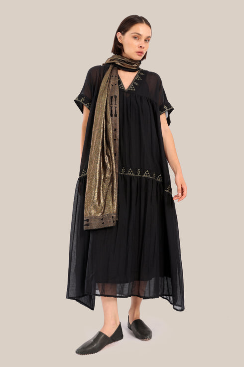 Embroidered short sleeves long dress