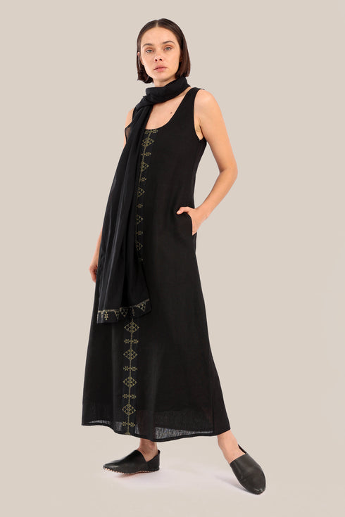 Embroidered long dress in linen